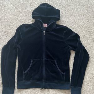 Juicy Couture Velour Navy Zip up Hoodie in Size XL